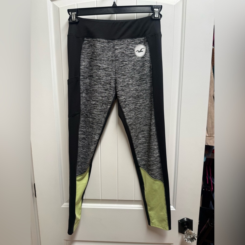 EUC Hollister Womens Colorblock Active Stretch Leggings Workout Pants SIZE M